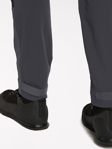 Haglöfs Slimfit Outdoorhose in Grau