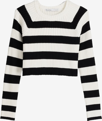 Bershka Sweater in Black: front