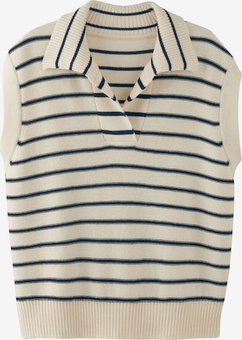 hessnatur Sweater in Beige: front