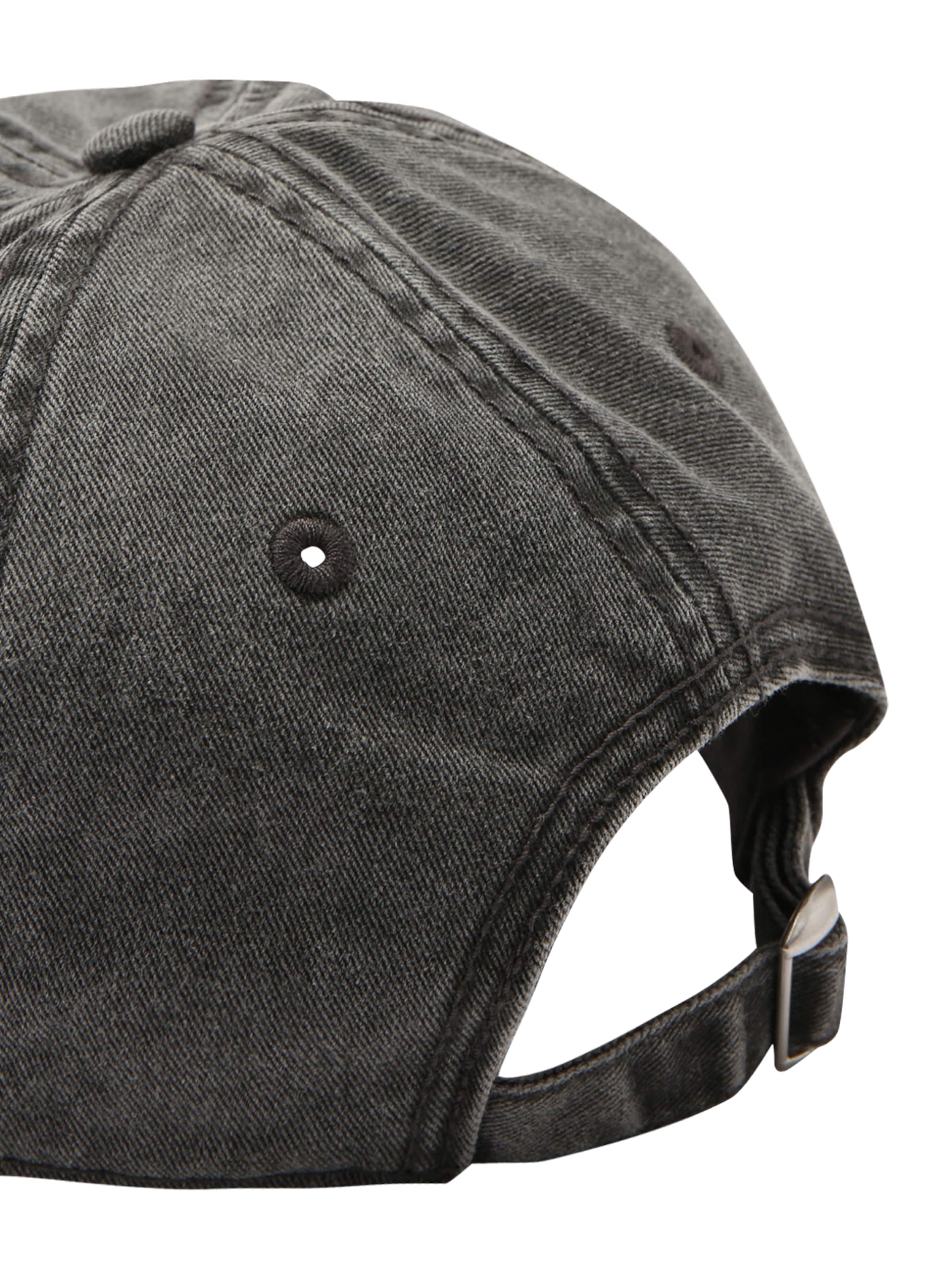 Șapcă de la & Other Stories pe gri