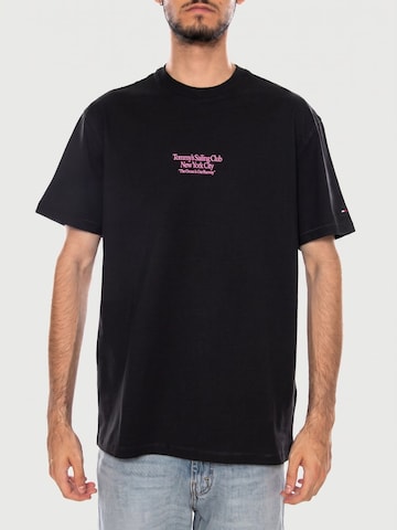 TOMMY HILFIGER Koszulka 'TJM RLX SAILBOAT SS TEE BLACK' w kolorze czarny