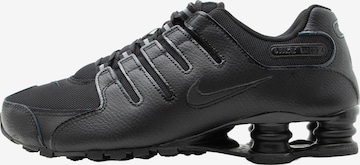 Nike Sportswear Ниски маратонки 'SHOX NZ' в черно: отпред