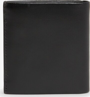 Calvin Klein Wallet in Black