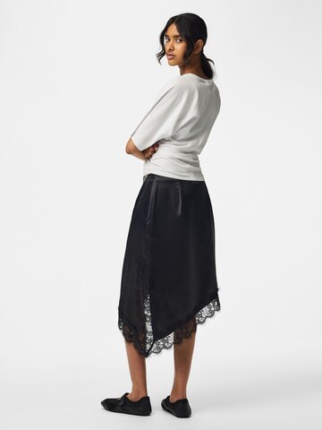 PIECES - Falda 'EVY' en negro