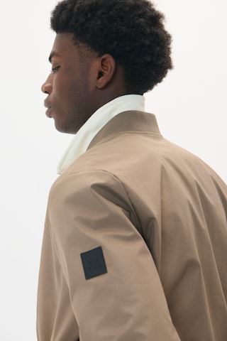 Matinique Tussenjas 'Clay' in Beige