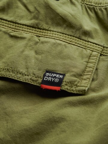 Loosefit Pantalon cargo Superdry en vert