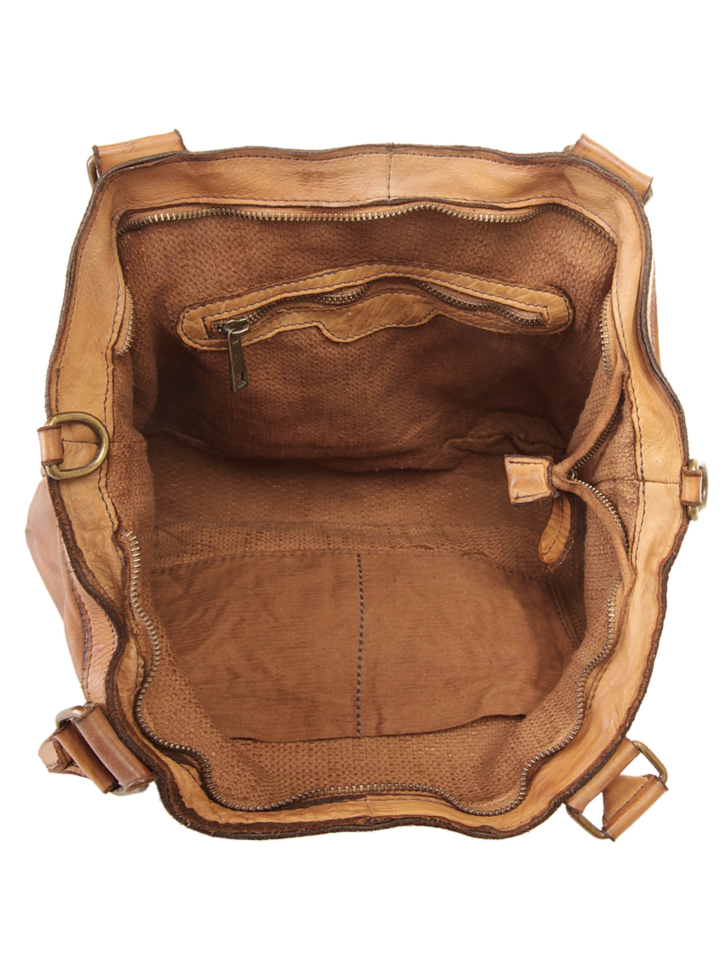 Samantha Look Shopper in Brown