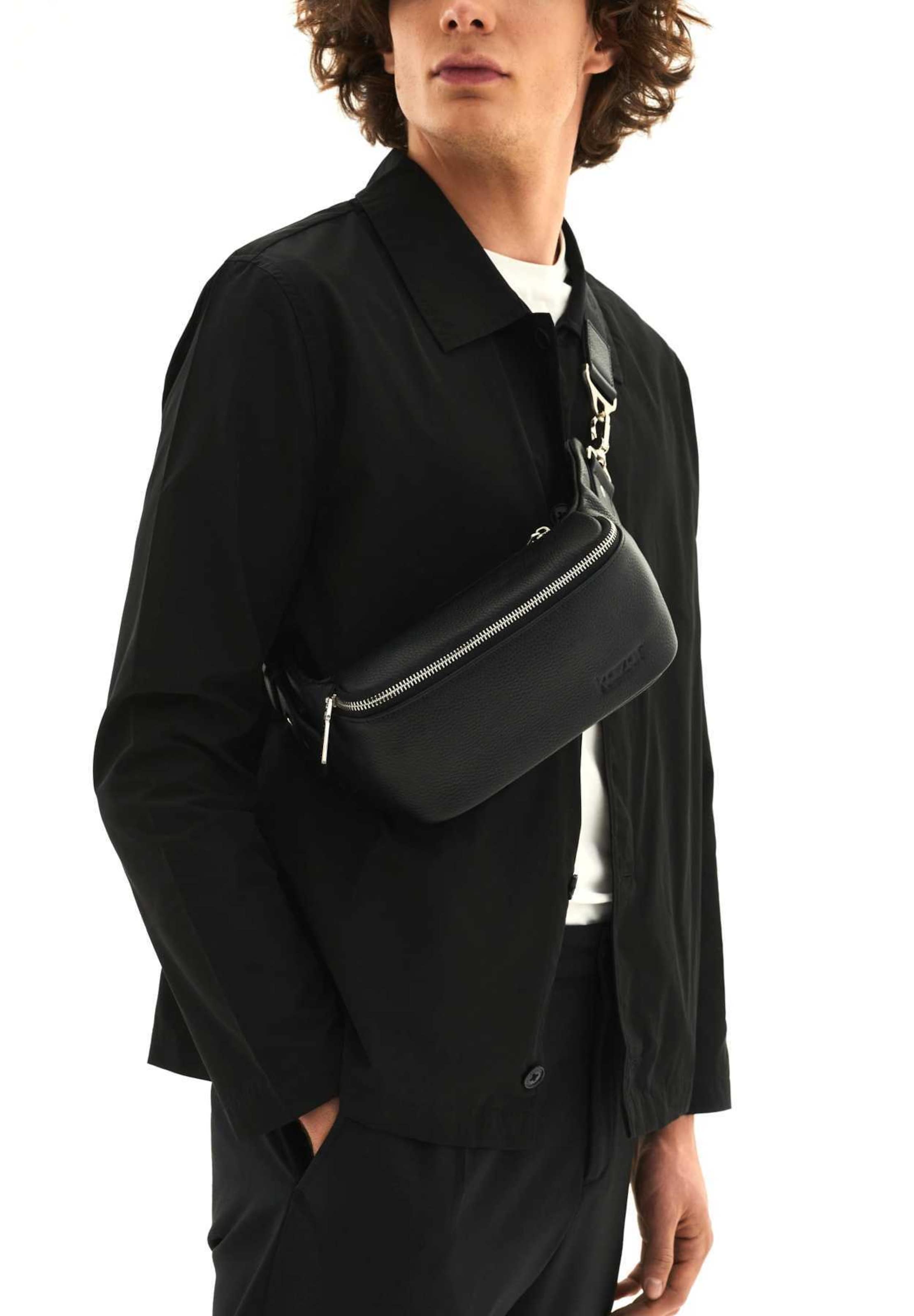 Kazar Fanny Pack in Black: front