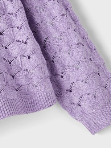 NAME IT Sweter 'Bifemme' w kolorze fioletowy