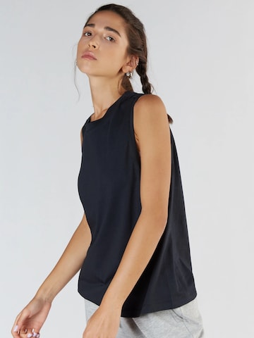 True North Top in Black