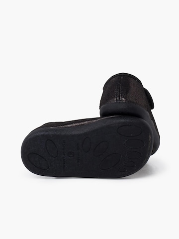 Chaussure basse Pisamonas en noir