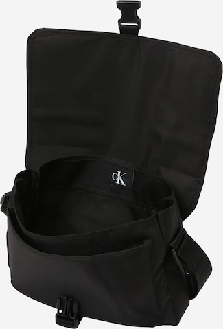Calvin Klein Jeans Taška cez rameno 'Essentials' - Čierna