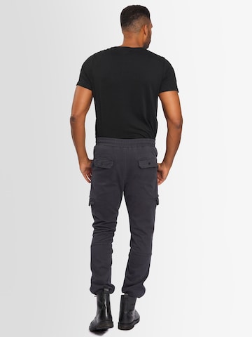 Alessandro Salvarini Tapered Cargo trousers in Grey