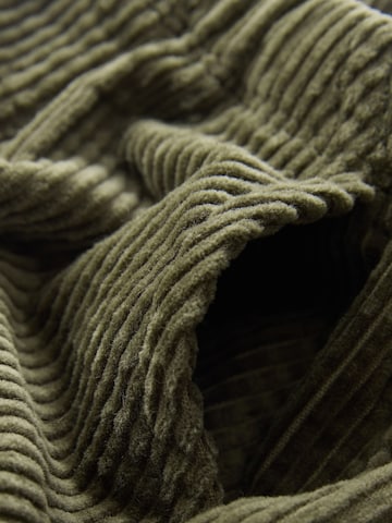 Next Tapered Hose in Grün