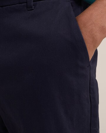 WE Fashion Slim fit Pleat-front trousers in Blue