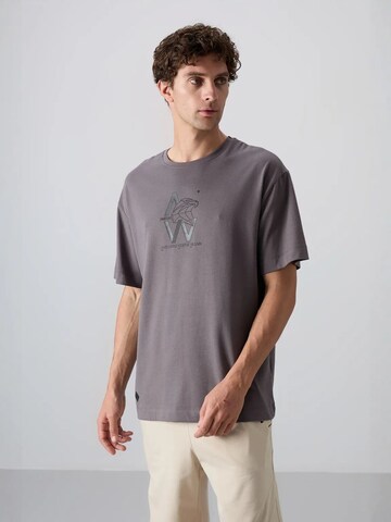 Tommy Life Shirt in Grey