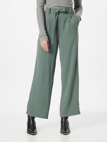 ABOUT YOU Wide leg Pleat-Front Pants 'Liane' in Green: front