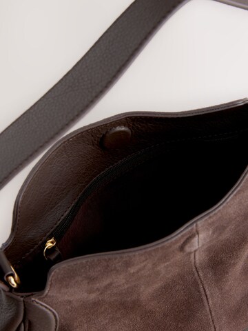 Next Tasche in Braun