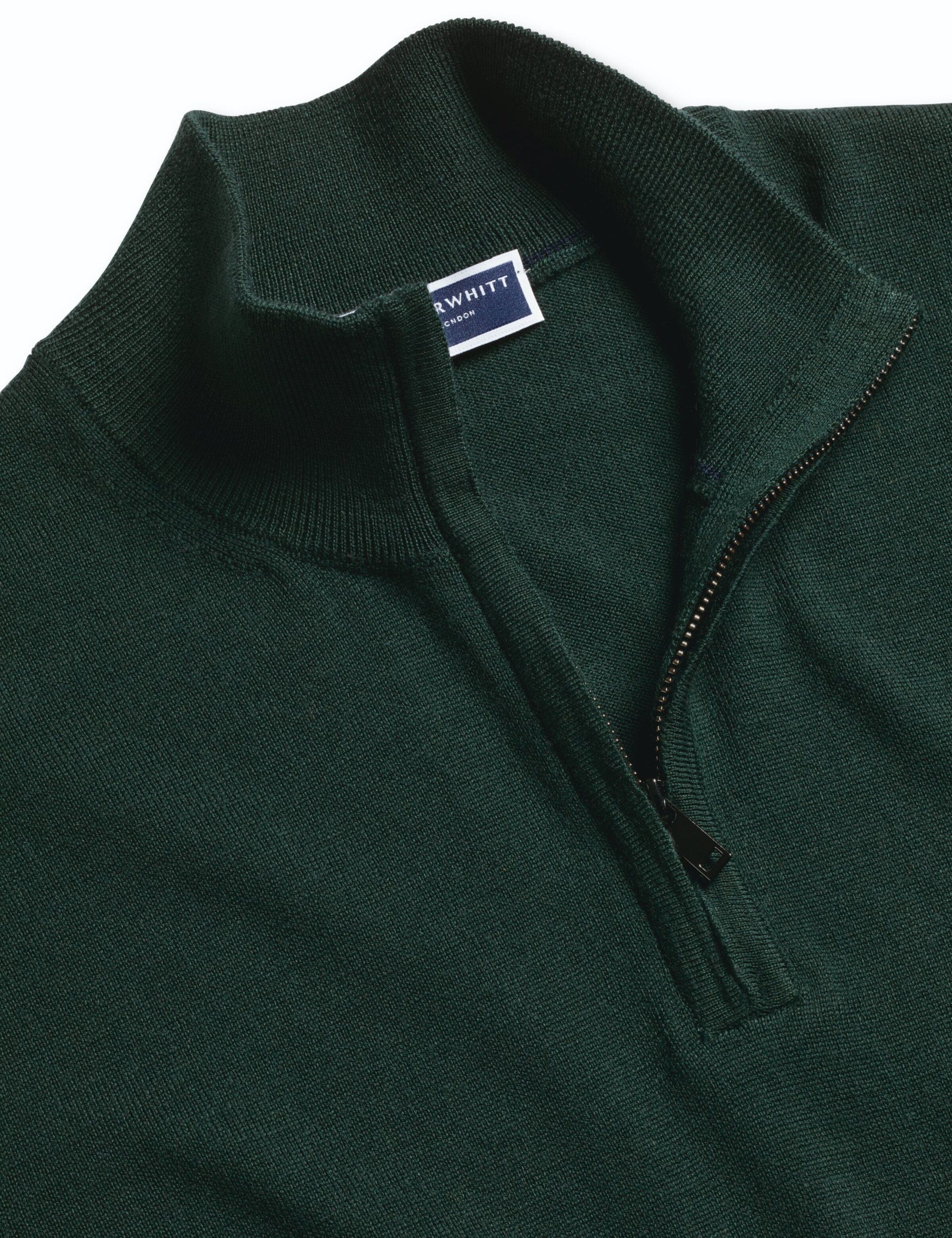 Charles Tyrwhitt Sweater in Green: top