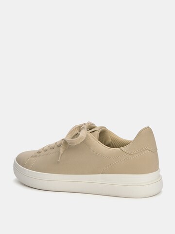 Pull&Bear Sneaker in Beige