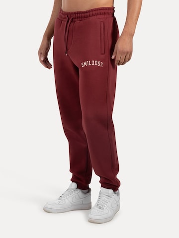 Smilodox Tapered Trousers 'Kayson' in Red