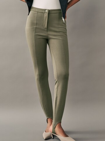 Skinny Pantaloni di Next in verde