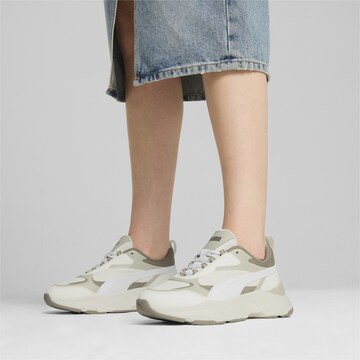 PUMA Sneakers laag 'Cassia' in Beige: voorkant