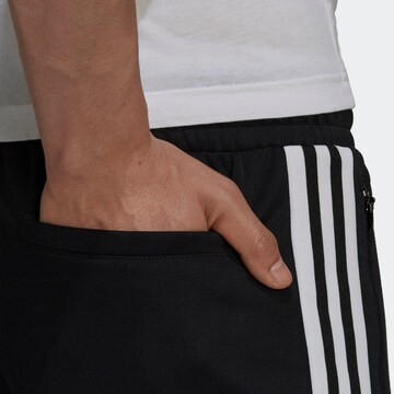 Slimfit Pantaloni 'Adicolor Classics Beckenbauer Primeblue' di ADIDAS ORIGINALS in nero