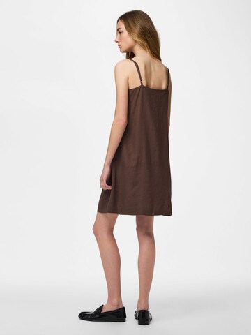 Abito 'PCPia' di PIECES in marrone