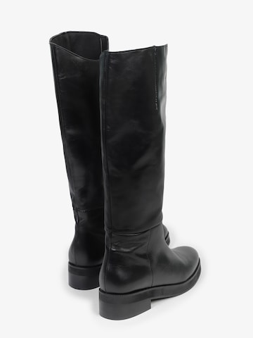 Scalpers Boots in Black