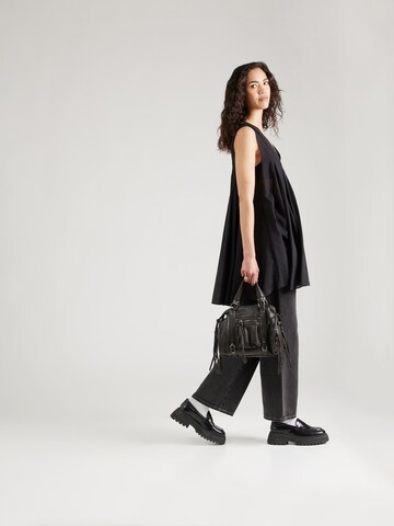Rochie 'Nicki' de la WEEKDAY pe negru