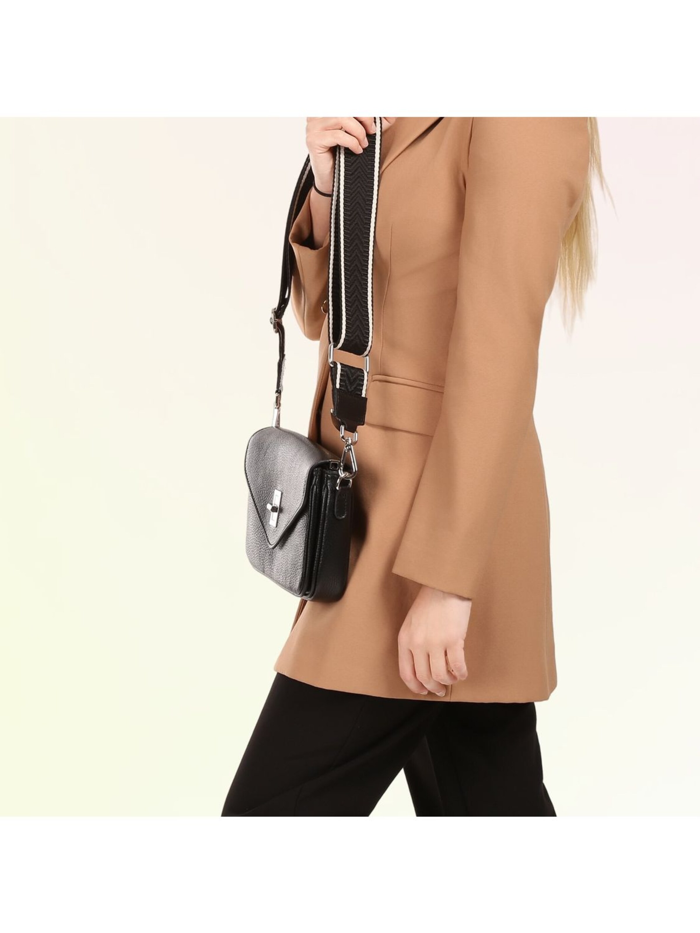 Sac à bandoulière Toscanto en noir