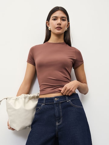 Next Shirt in Brown: front