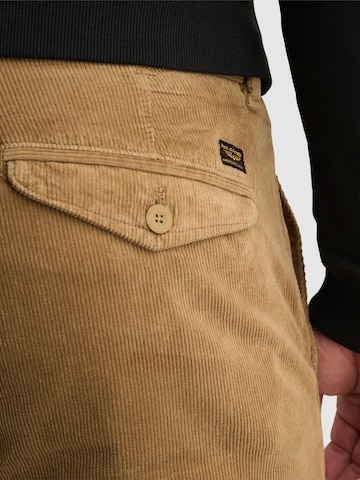 Loosefit Pantaloni chino 'American Classic relaxed fit chino in corduroy' di PME Legend in beige