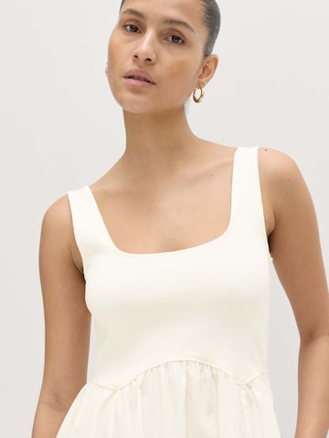 Robe Marks & Spencer en beige