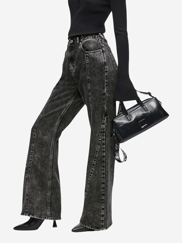 KARL LAGERFELD JEANS Regular Jeans 'KLJ Hr Flare Denim B1W10083' in Black: front