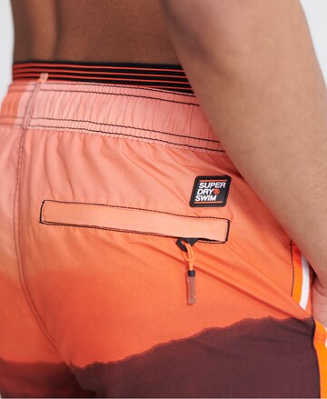 Regular Shorts de bain 'State Volley' Superdry en orange