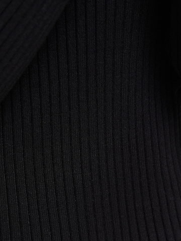 Bershka Pulover | črna barva