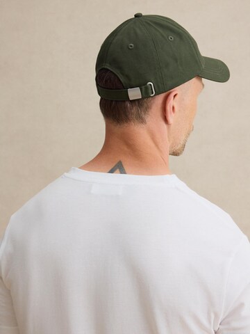 DAN FOX APPAREL Cap 'James' in Grün
