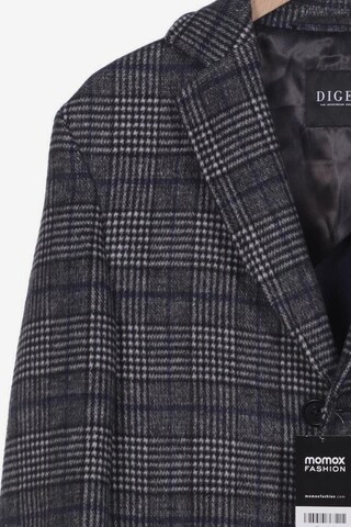 Digel Jacket & Coat in M-L in Grey