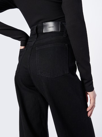 Calvin Klein Wide Leg Jeans i svart