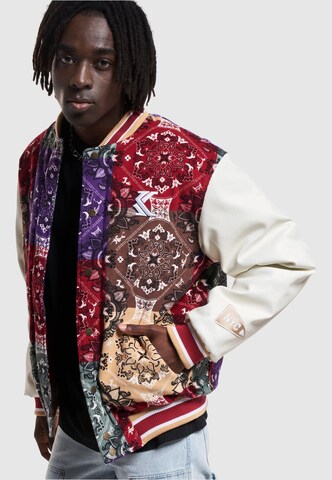 Karl Kani Between-season jacket in Red: front