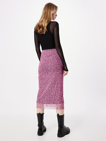 Jupe Monki en rose : devant