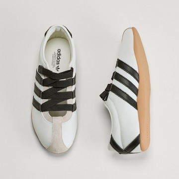 Baskets basses 'Tokyo' ADIDAS ORIGINALS en blanc