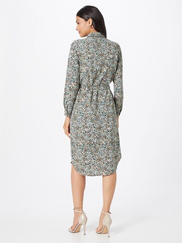 Robe-chemise 'Sasha' VERO MODA en mélange de couleurs