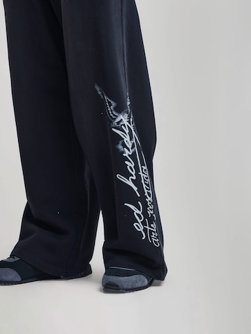 Ed Hardy - Perna larga Calças em preto