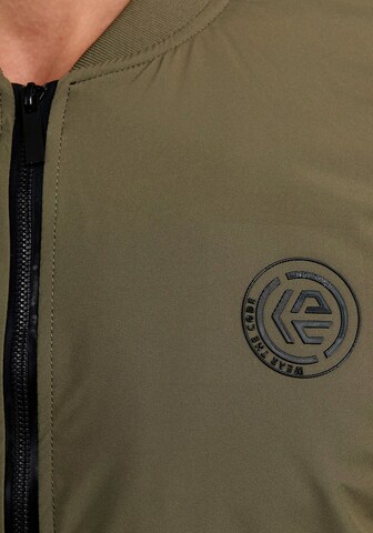INDICODE Between-Season Jacket in Green