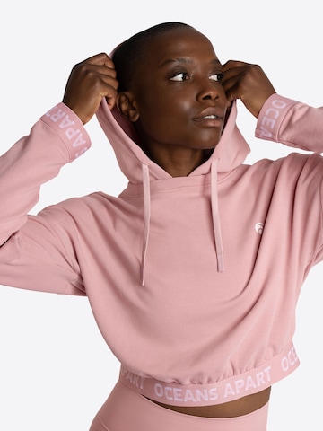 OCEANSAPART Sweatshirt 'Beauty' in Roze: voorkant