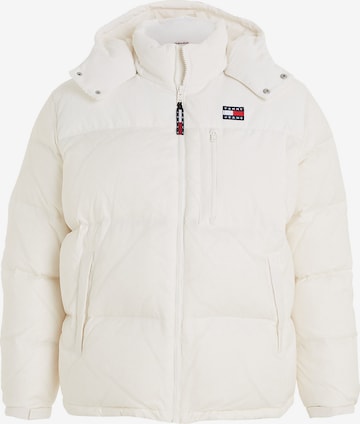 Tommy Jeans Plus Winter Jacket 'Alaska' in White: front