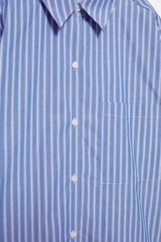 Pull&Bear Blouse in Blauw